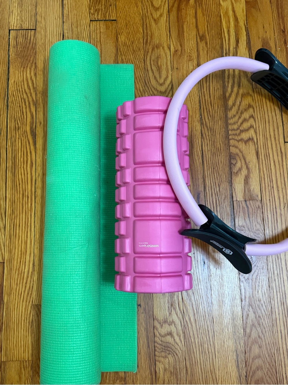 Workout / Yoga Equipment Set – Foam Roller, Pilates Ring & Mat